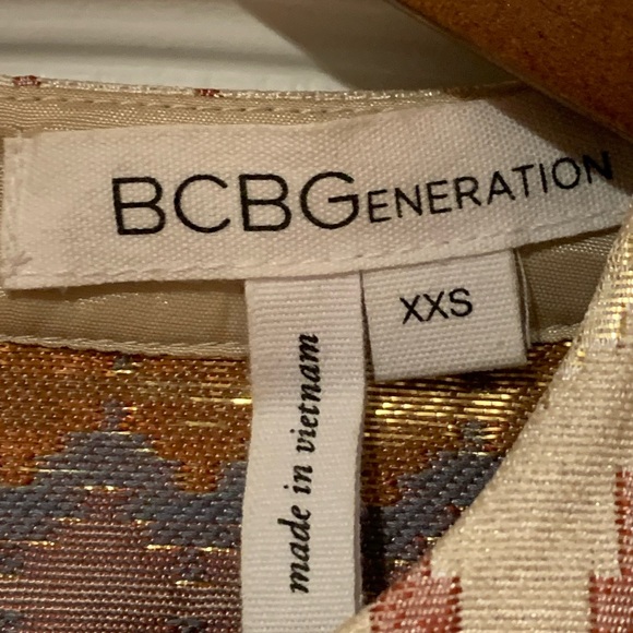 BCBGeneration multi-colour top, Size XXS - Picture 3 of 3